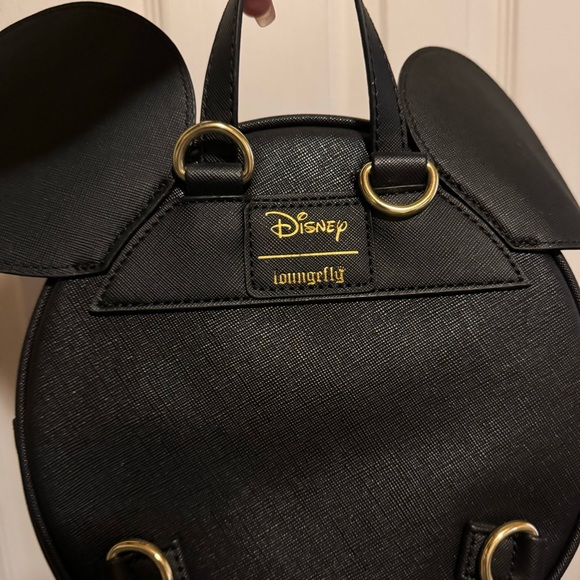 Mickey Mouse Disney loungefly pin display backpack - Picture 2 of 3